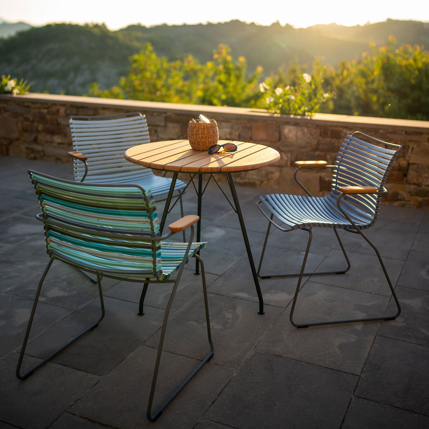 4 Seater Click & Circle Outdoor Dining Set - Blue Multi Stripe