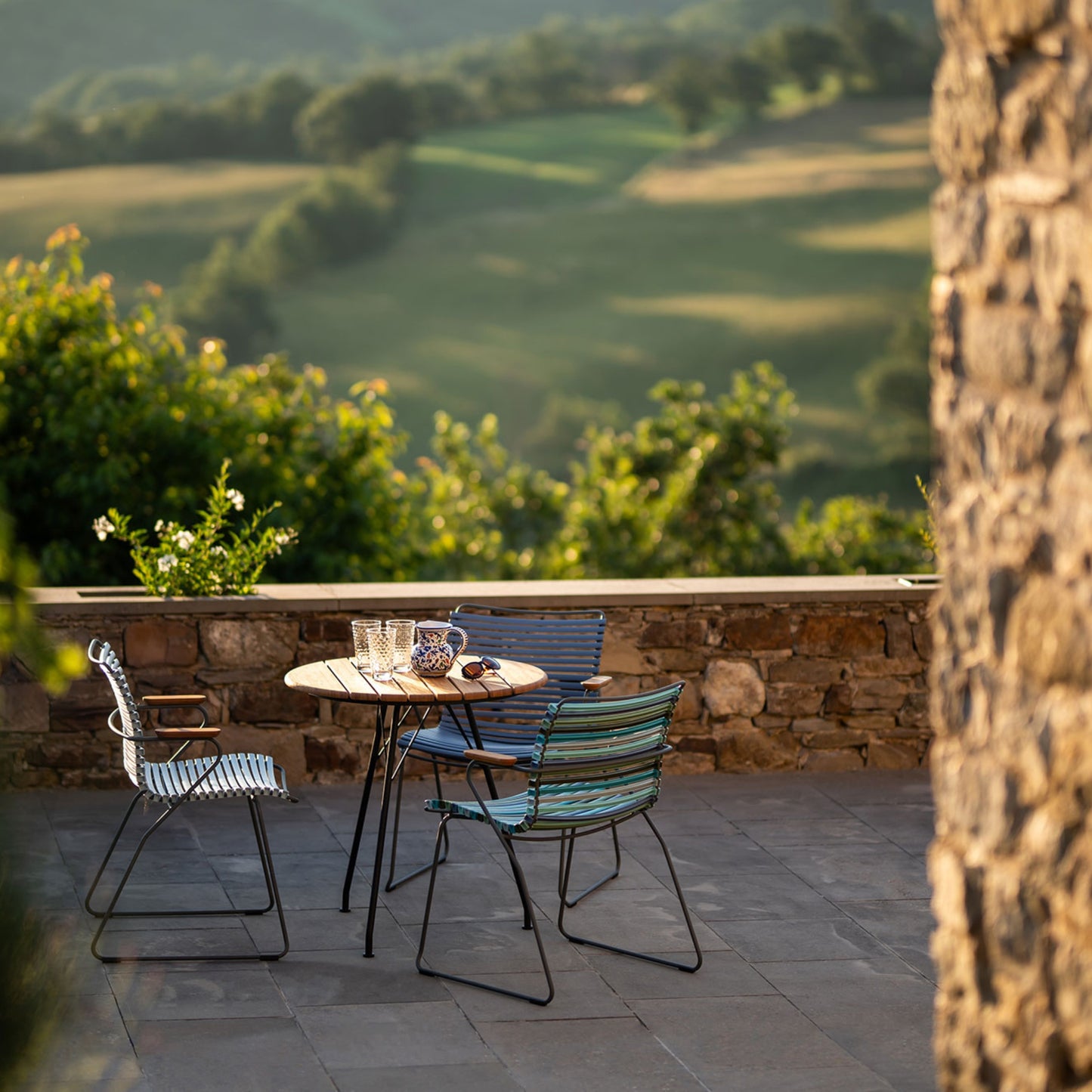 4 Seater Click & Circle Outdoor Dining Set - Blue Multi Stripe