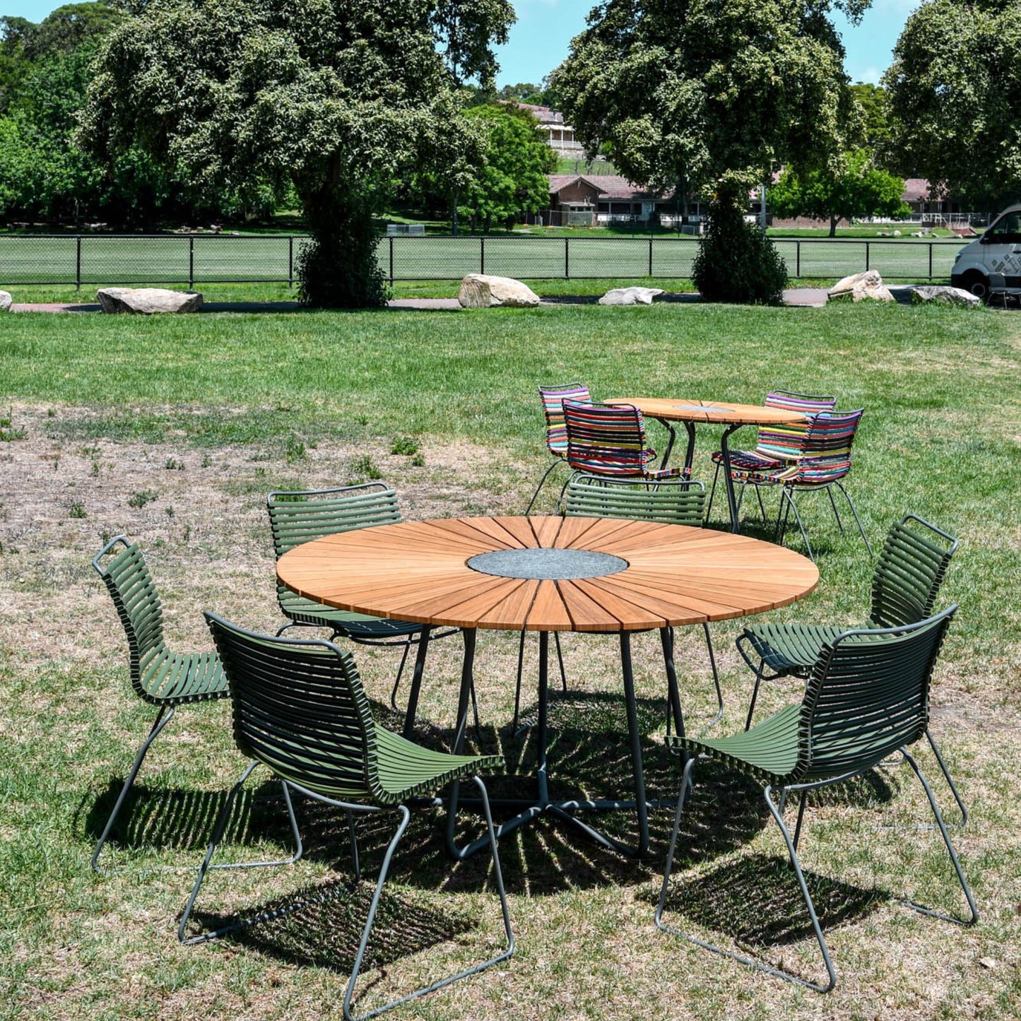 6 Seater Click & Circle Outdoor Dining Set - Olive