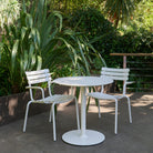 White pico alua outdoor table and chairs