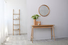 KT001OKSC001OWH4002_3 - Wooden console table with mirror and decor