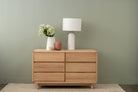 KV0002SO_1 - Wooden dresser with lamp and vase