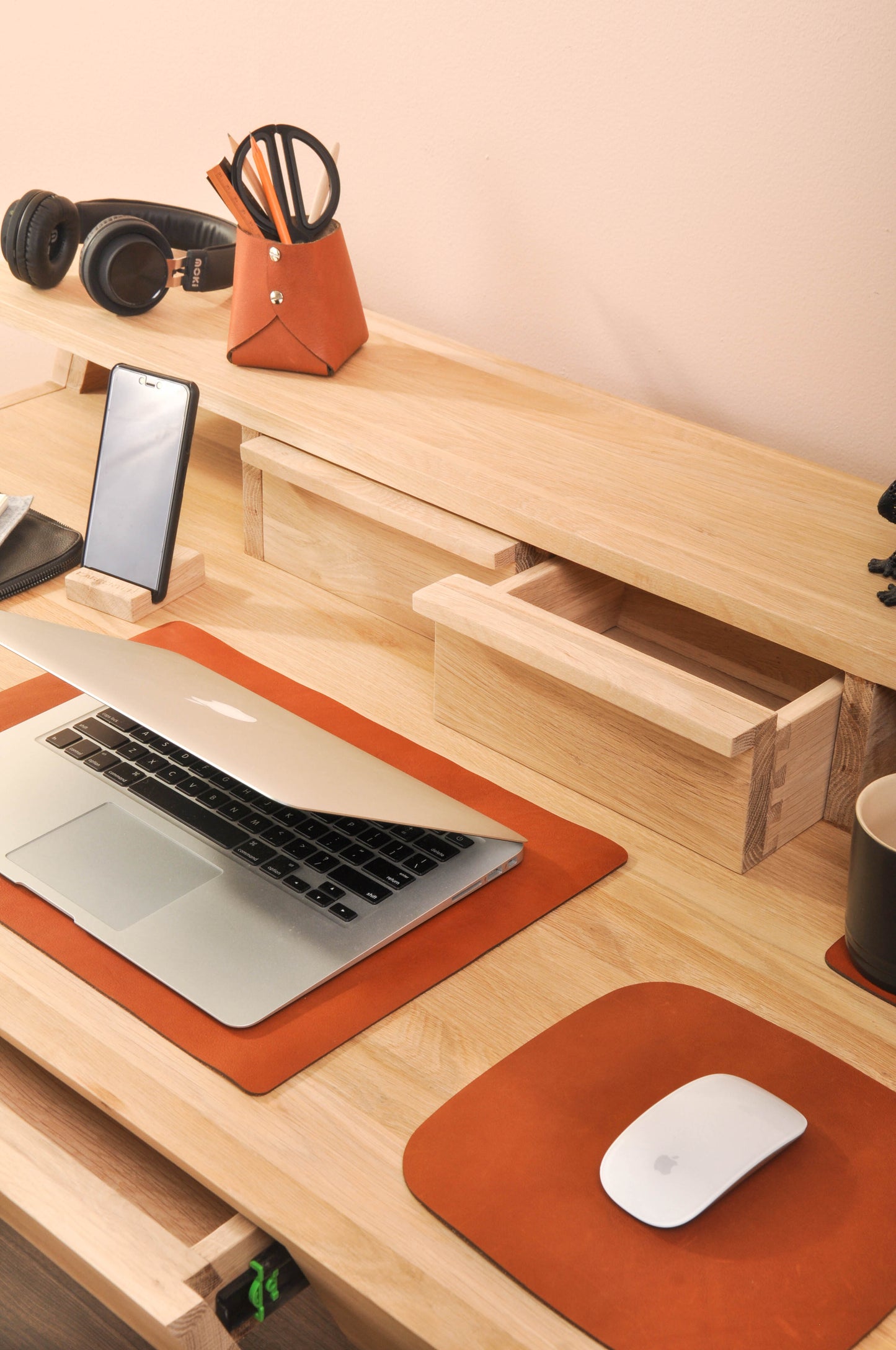 Soho Desk - European Oak